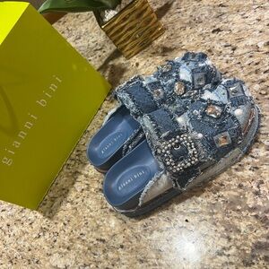 Gianni Bini Omari Denim Patchwork Jewel & Pearl Embellished Platform Clogs 8.5